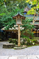 Yahiko Shrine