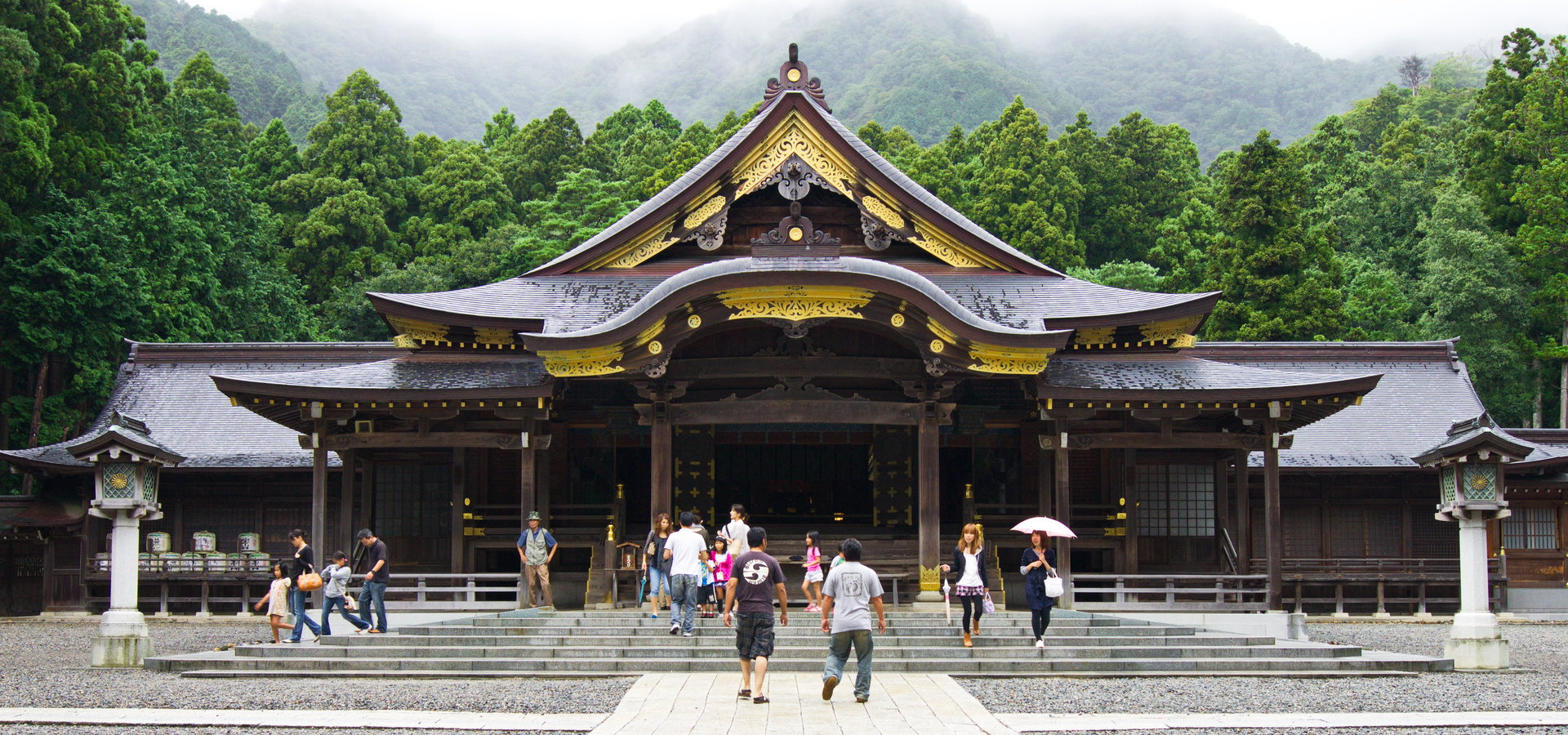 Yahiko Shrine - Japan 2011