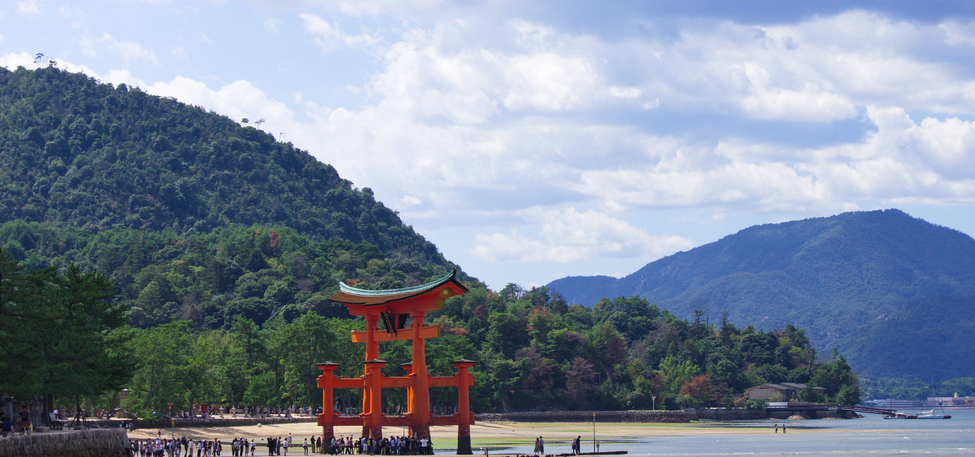 Itsukushima-Schrein - Japan 2011