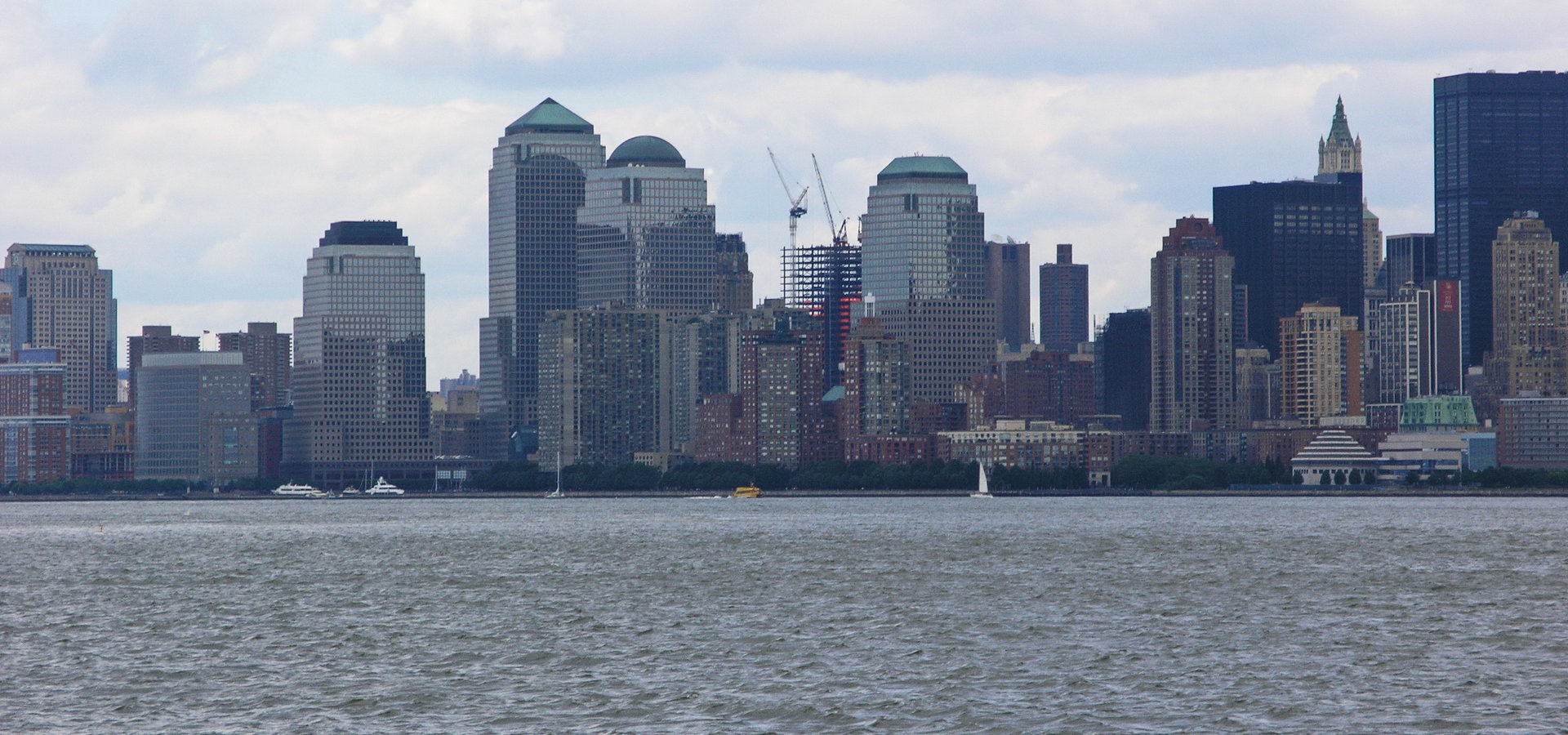Skyline von Manhattan - New York & Niagrafälle 2004